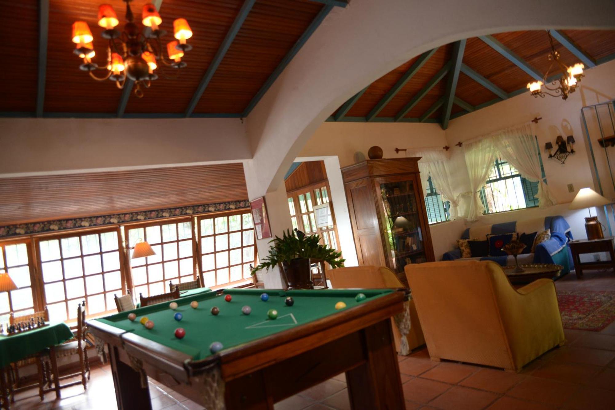 Hotel Pousada Esmeralda Itatiaia  Buitenkant foto